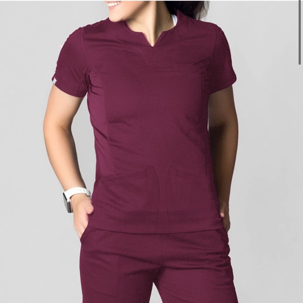 Benefit Medical 3-Pocket Scrub Top